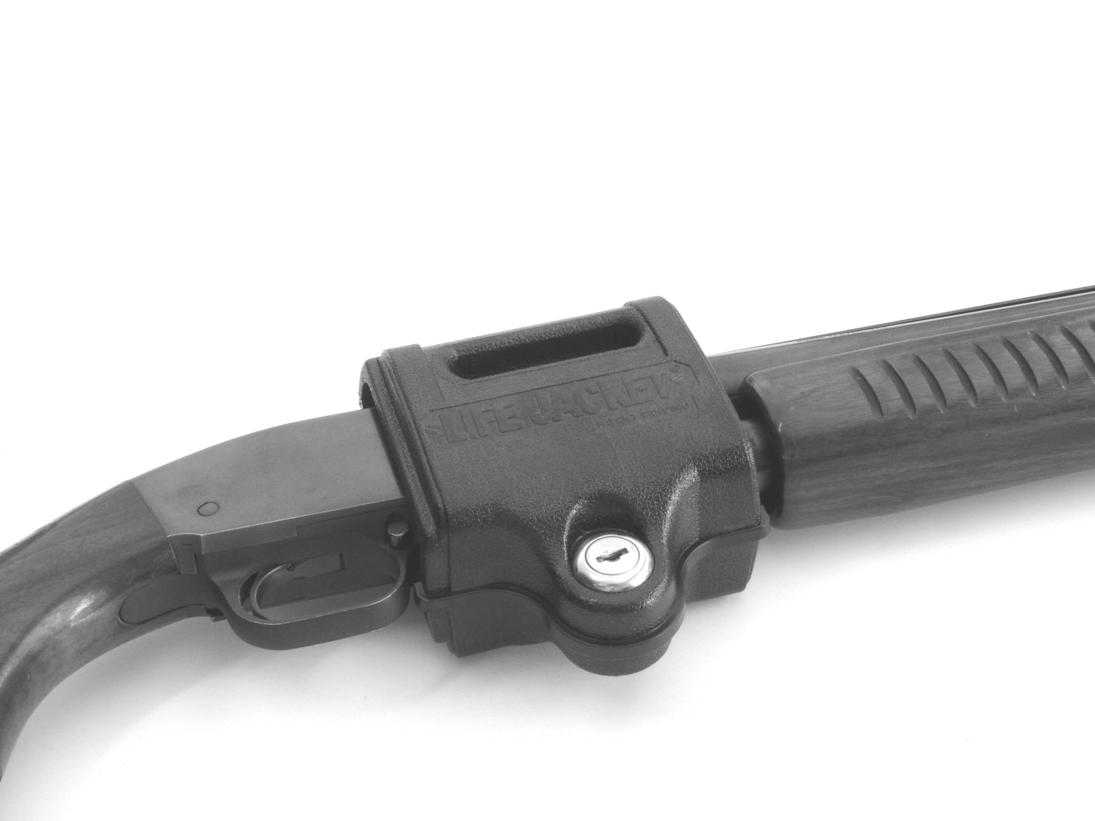 LJ3_pump_shotgun_closed