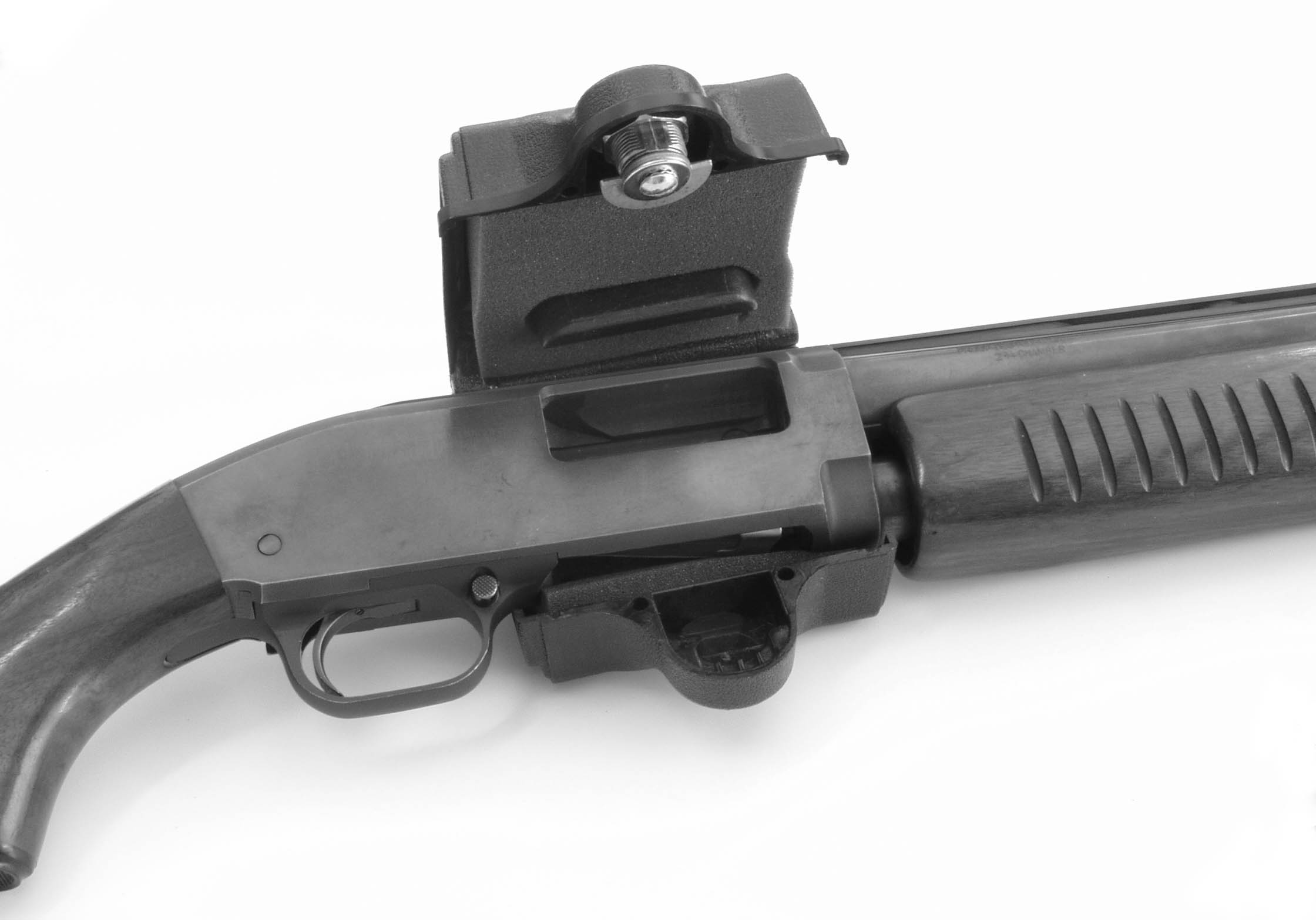 LJ3_pump_shotgun_open